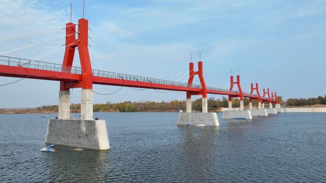 完美体育官网“景观河坝”助力旅逛成长(图2)